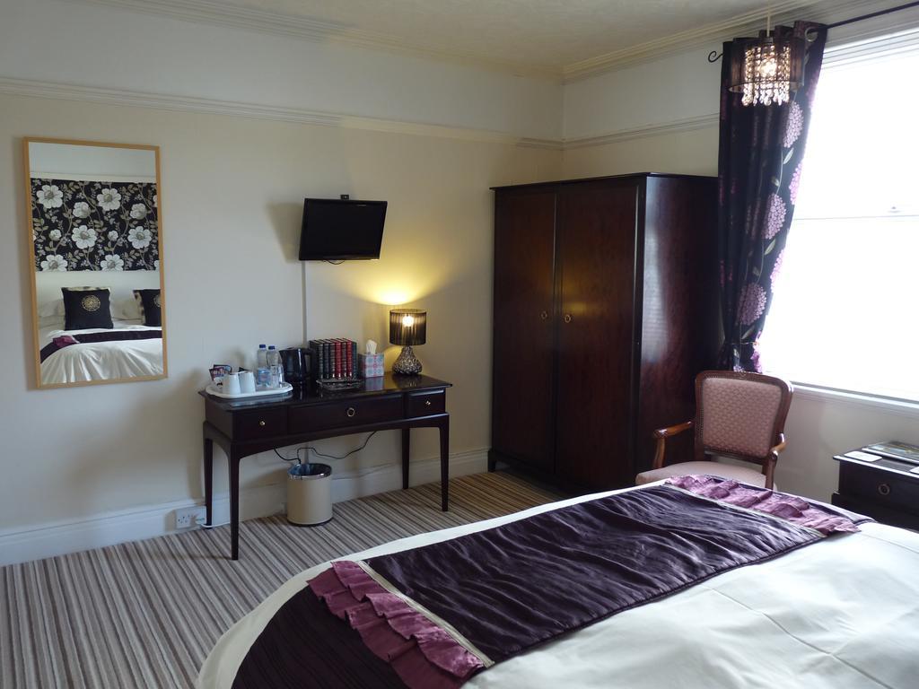 Cornerways Guest House Llandudno Extérieur photo