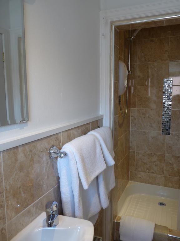 Cornerways Guest House Llandudno Extérieur photo