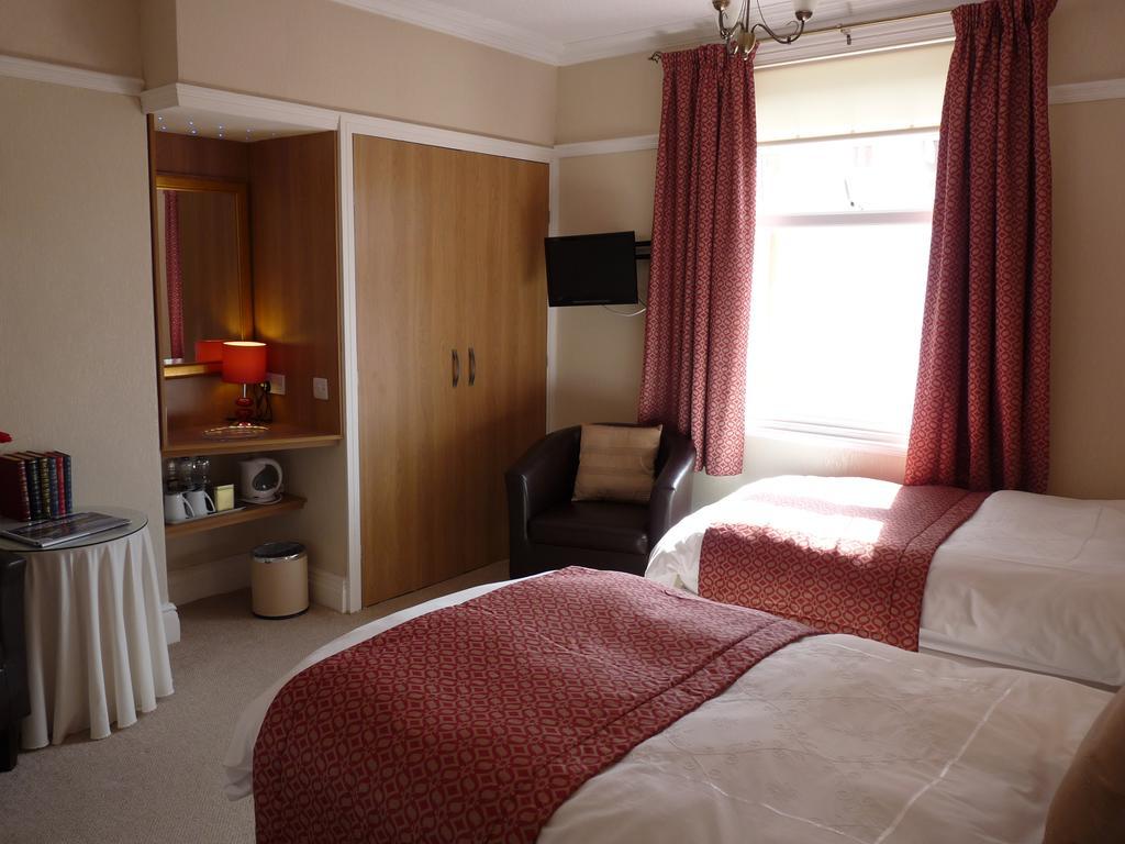 Cornerways Guest House Llandudno Extérieur photo