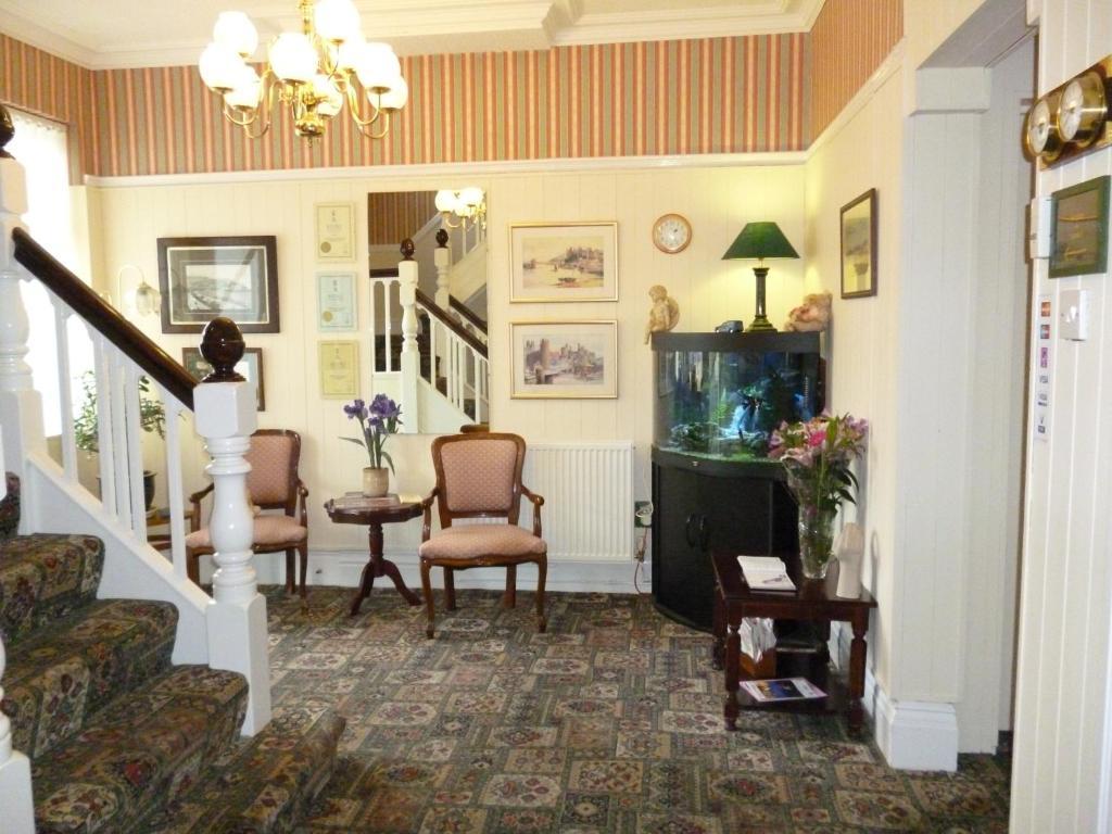 Cornerways Guest House Llandudno Extérieur photo