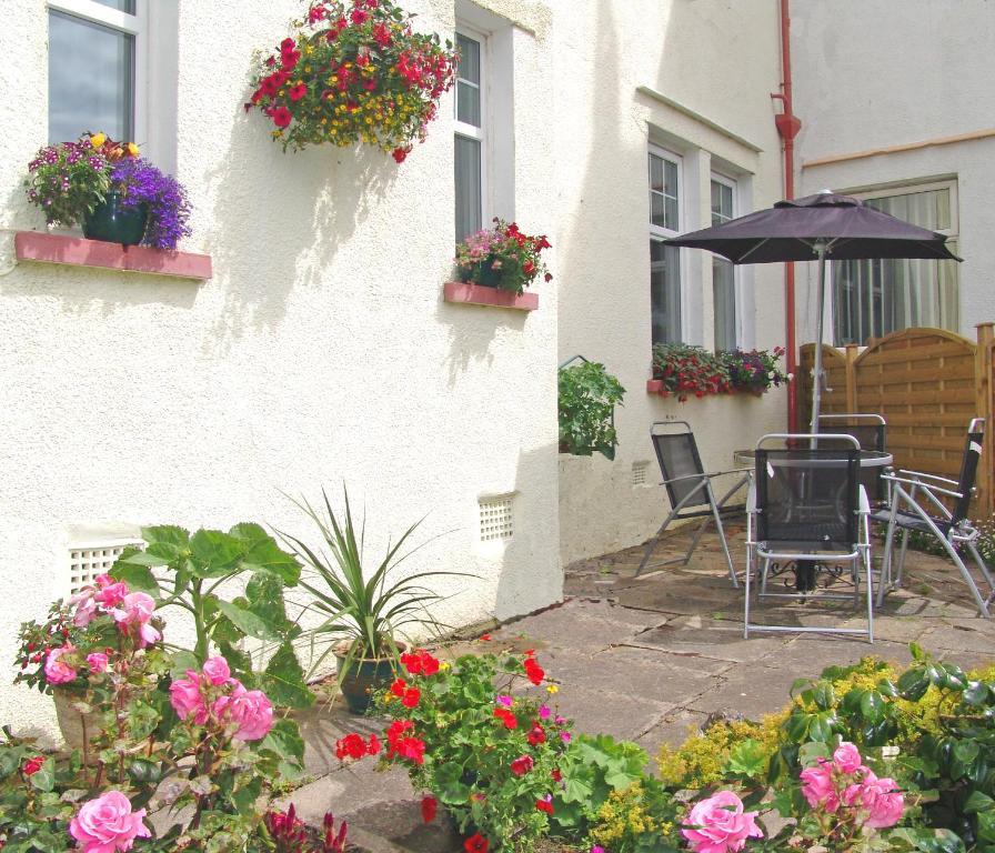 Cornerways Guest House Llandudno Extérieur photo