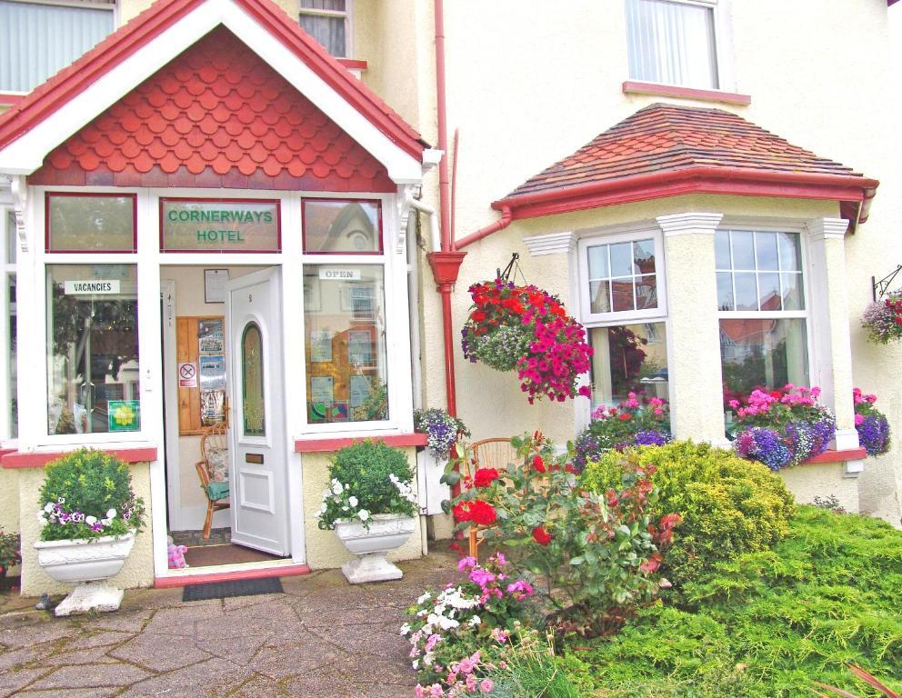 Cornerways Guest House Llandudno Extérieur photo